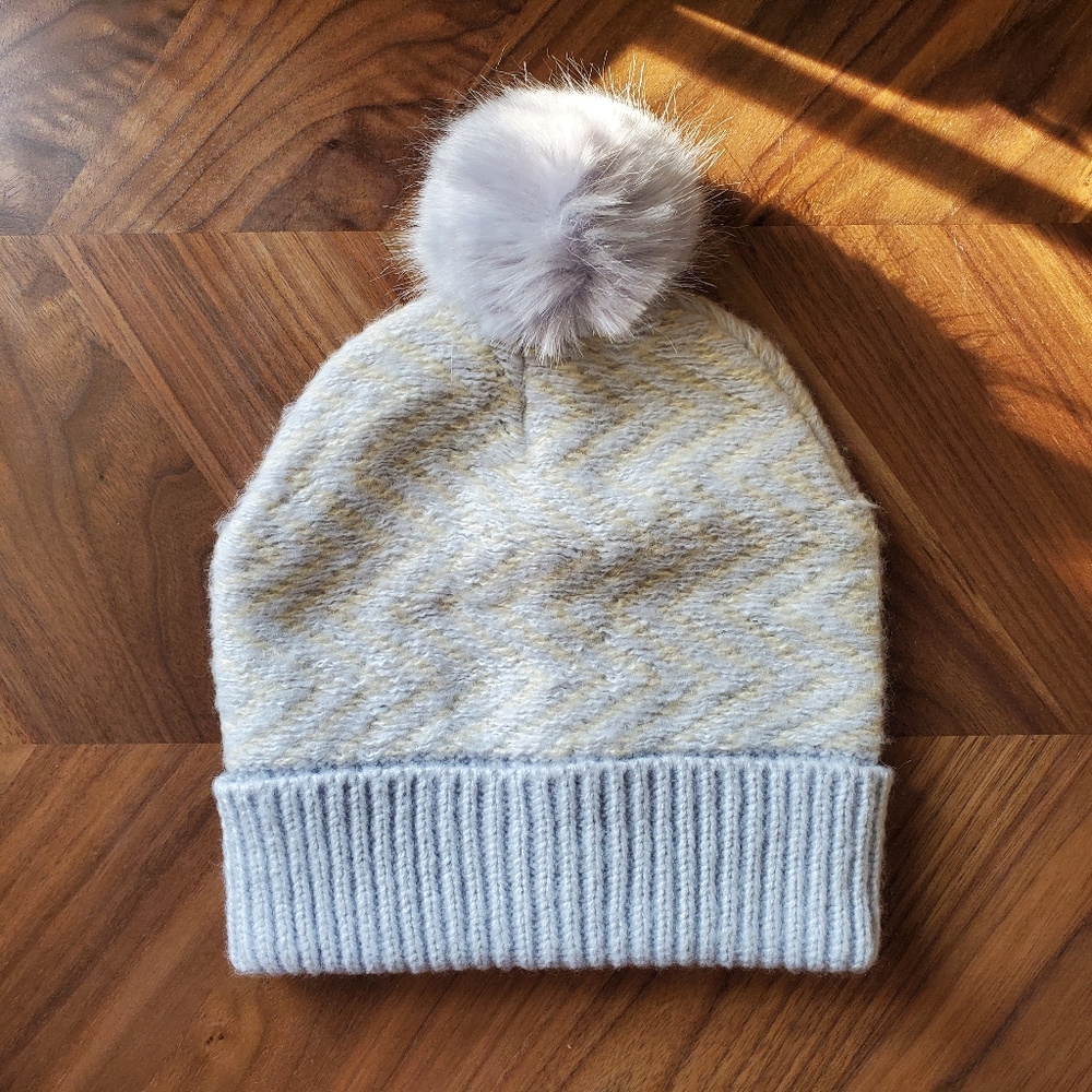 ASOS | NWOT | Reverse Jacquard Pom Beanie